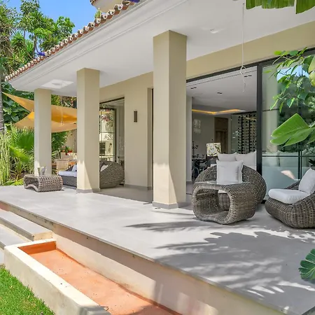 Tropical Villa